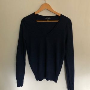 Club Monaco Lightweight V-Neck Merino Wool Sweater - Navy Size L